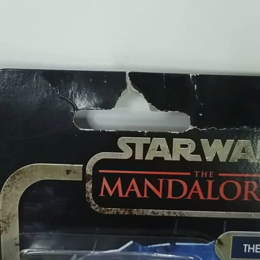 Star Wars Black Series Mandalorian Credit Collection The Armorer 2021 Card bent